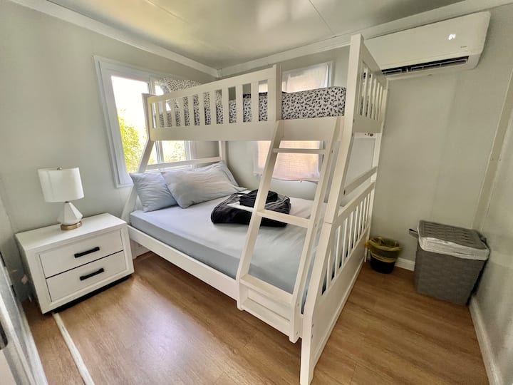 off grid tiny home